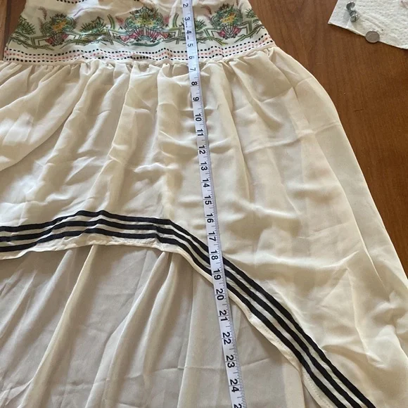 Boutique hi low skirt cream w black stripes small Nwot - Picture 9 of 16